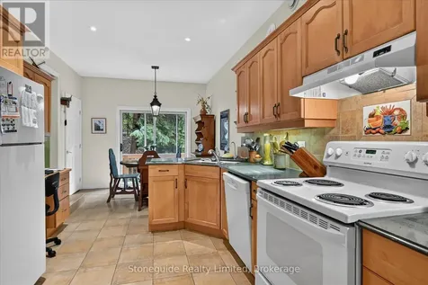 761 Cedarhurst Drive Selwyn ON K9J 0C5