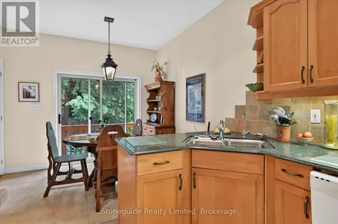 761 Cedarhurst Drive Selwyn ON K9J 0C5