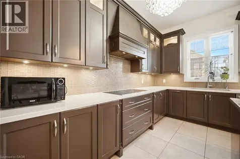 35 Gordon Randle Drive Brampton ON L6P 4G8
