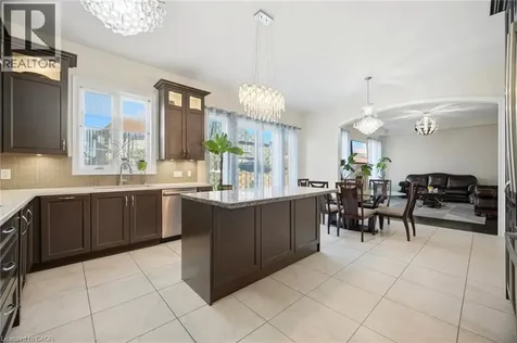 35 Gordon Randle Drive Brampton ON L6P 4G8