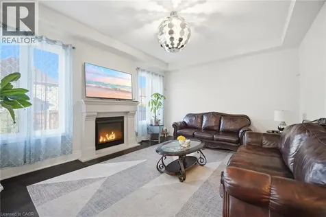 35 Gordon Randle Drive Brampton ON L6P 4G8