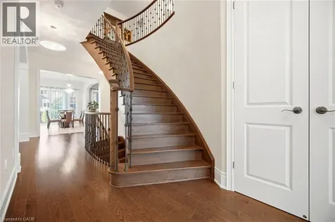 35 Gordon Randle Drive Brampton ON L6P 4G8