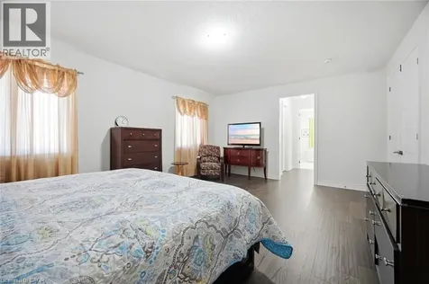 35 Gordon Randle Drive Brampton ON L6P 4G8