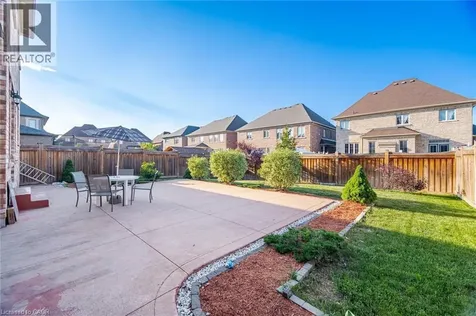 35 Gordon Randle Drive Brampton ON L6P 4G8
