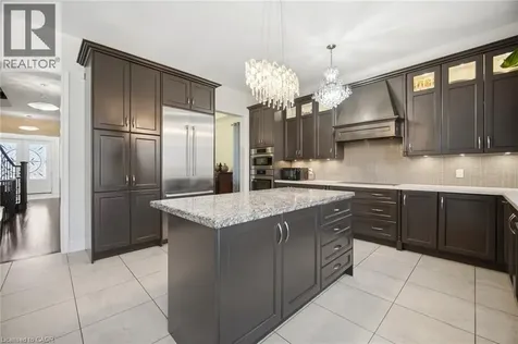 35 Gordon Randle Drive Brampton ON L6P 4G8