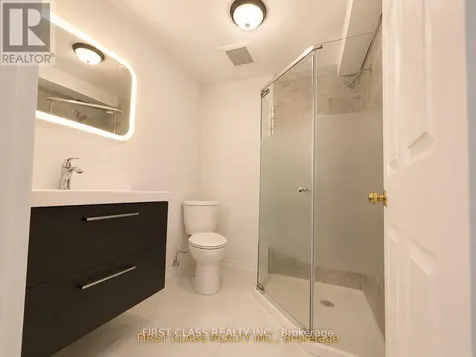 2201 Stratus Drive Oakville (wm Westmount) ON L6M 4W5