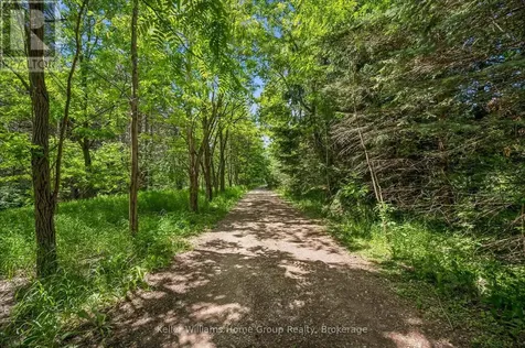 7270 Wellington Road 7 Mapleton ON N0B 1A0