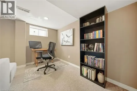 280 East 11th Street Hamilton ON L9A 3T7