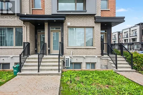 629 Makwa Private Ottawa ON K1K 5A4