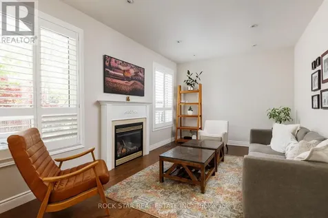 2277 Blue Oak Circle Oakville (wm Westmount) ON L6M 5J4