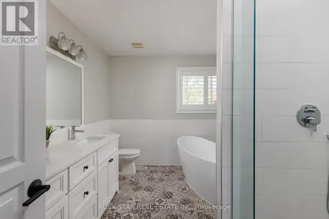 2277 Blue Oak Circle Oakville (wm Westmount) ON L6M 5J4