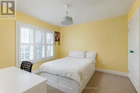 2277 Blue Oak Circle Oakville (wm Westmount) ON L6M 5J4