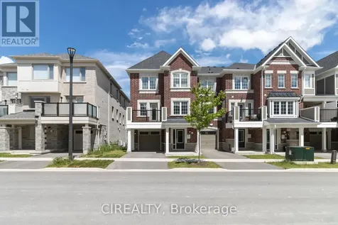 3349 Thunderbird Promenade Pickering ON L1X 0N1