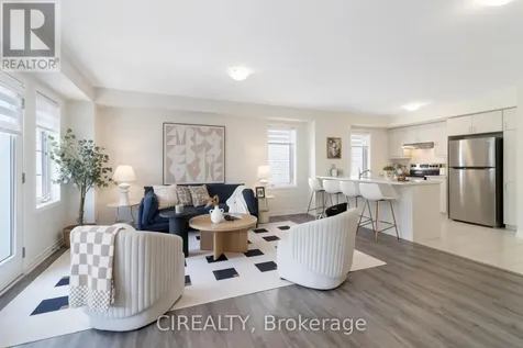 3349 Thunderbird Promenade Pickering ON L1X 0N1