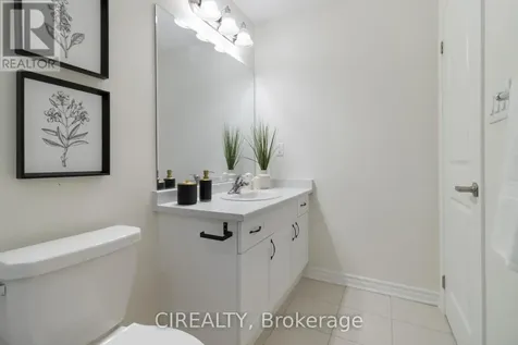 3349 Thunderbird Promenade Pickering ON L1X 0N1