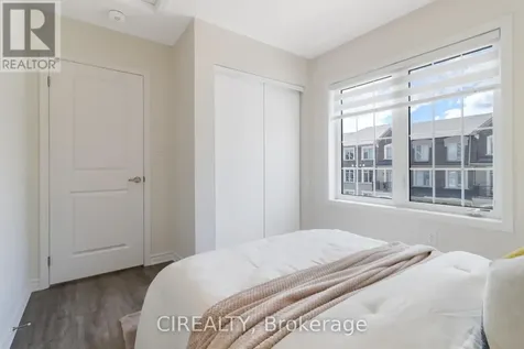 3349 Thunderbird Promenade Pickering ON L1X 0N1