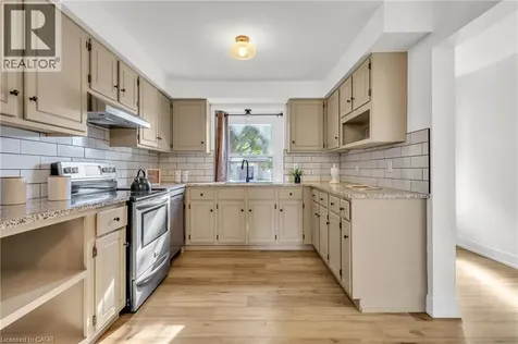 127 Acorn Crescent London ON N6G 3V4
