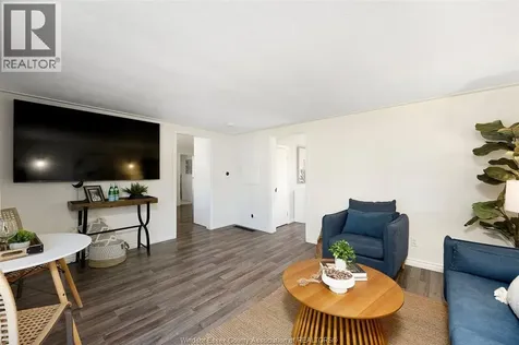 208 Patteson Avenue Chatham ON N7M 1V1