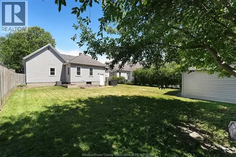 208 Patteson Avenue Chatham ON N7M 1V1