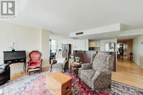 24 Ramblings Way Collingwood ON L9Y 5C6