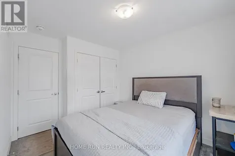 328 Ibanez Walk Ottawa ON K1T 0V8