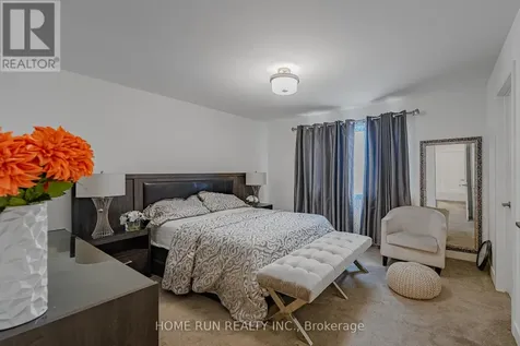 328 Ibanez Walk Ottawa ON K1T 0V8