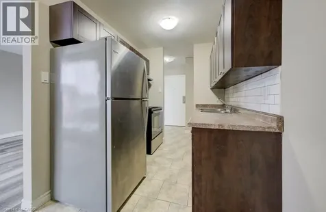 390 Admiral Drive London ON N5V 3C2