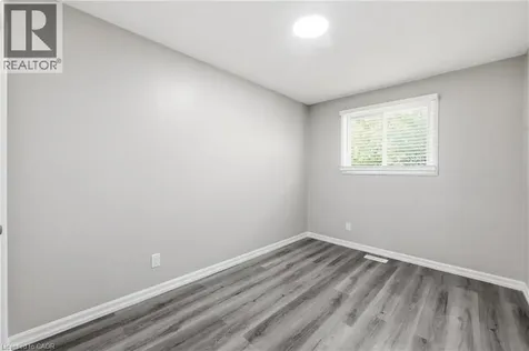 42 Terrace Avenue Welland ON L3C 2C4