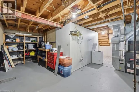 42 Terrace Avenue Welland ON L3C 2C4