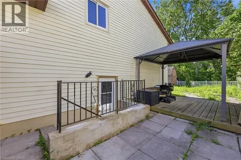 42 Terrace Avenue Welland ON L3C 2C4