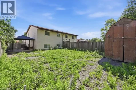 42 Terrace Avenue Welland ON L3C 2C4