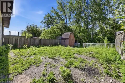 42 Terrace Avenue Welland ON L3C 2C4