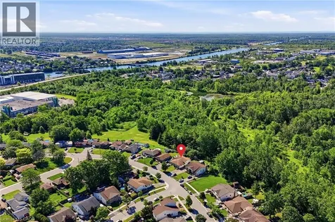 42 Terrace Avenue Welland ON L3C 2C4
