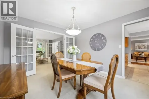 18 Dunnington Court Kitchener ON N2A 3M5
