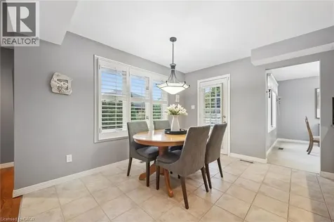 18 Dunnington Court Kitchener ON N2A 3M5