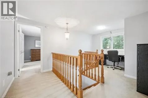 18 Dunnington Court Kitchener ON N2A 3M5
