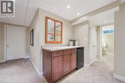 18 Dunnington Court Kitchener ON N2A 3M5