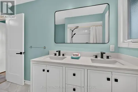 2111 Montreal Road Ottawa ON K1J 8M8