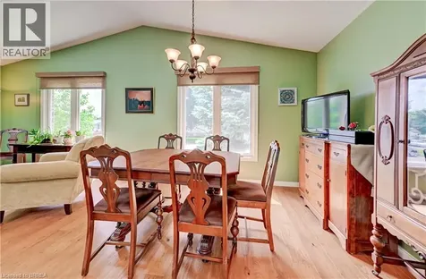 180 Balmoral Drive Brantford ON N3R 7N5