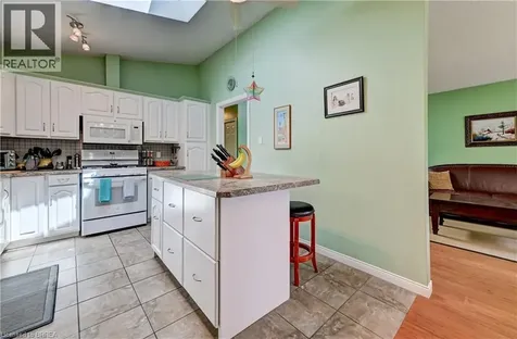 180 Balmoral Drive Brantford ON N3R 7N5