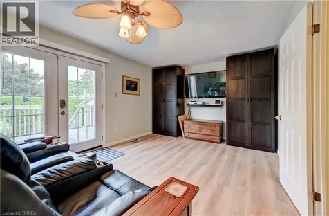 180 Balmoral Drive Brantford ON N3R 7N5