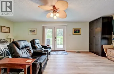 180 Balmoral Drive Brantford ON N3R 7N5