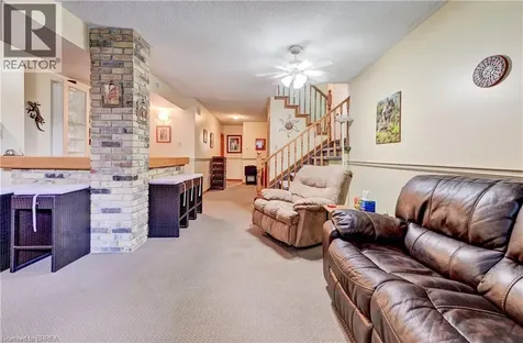 180 Balmoral Drive Brantford ON N3R 7N5