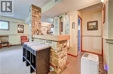 180 Balmoral Drive Brantford ON N3R 7N5