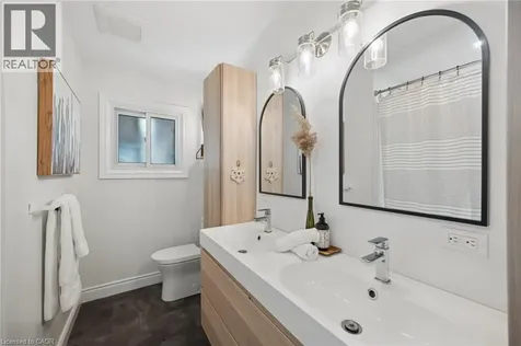 65 Gilmour Crescent Kitchener ON N2M 4N5