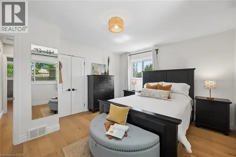 65 Gilmour Crescent Kitchener ON N2M 4N5