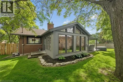 65 Gilmour Crescent Kitchener ON N2M 4N5