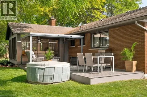 65 Gilmour Crescent Kitchener ON N2M 4N5