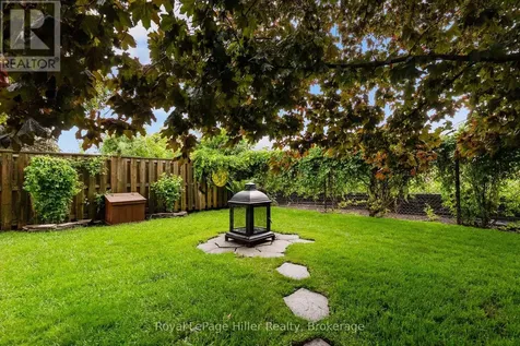 59 Briarhill Drive Stratford ON N5A 6N6