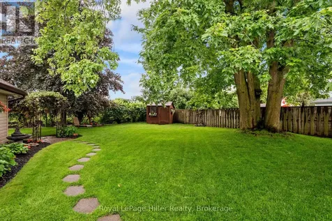 59 Briarhill Drive Stratford ON N5A 6N6